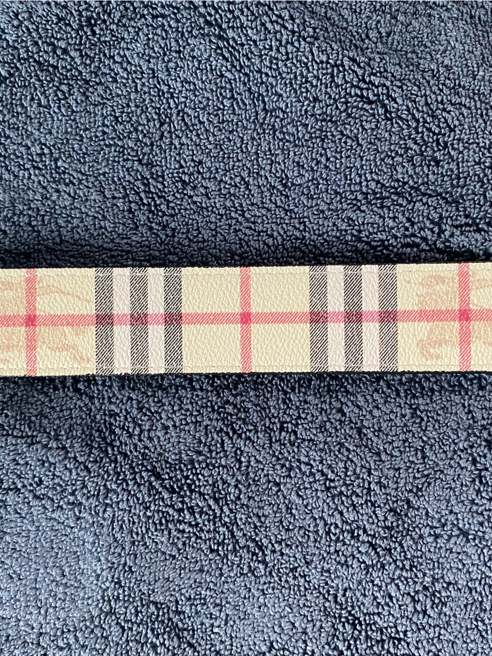 Gold “TB” Buckle on Reversible Burberry Belt - Picture 5 of 9